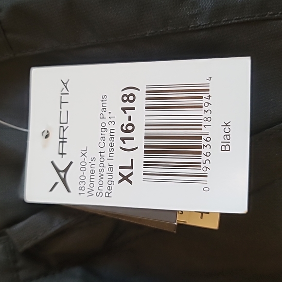 Women's Insulated Snow Pants - Picture 7 of 9